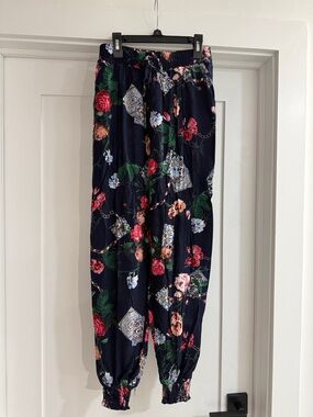 NWT Red Leaf Rayon Jogger